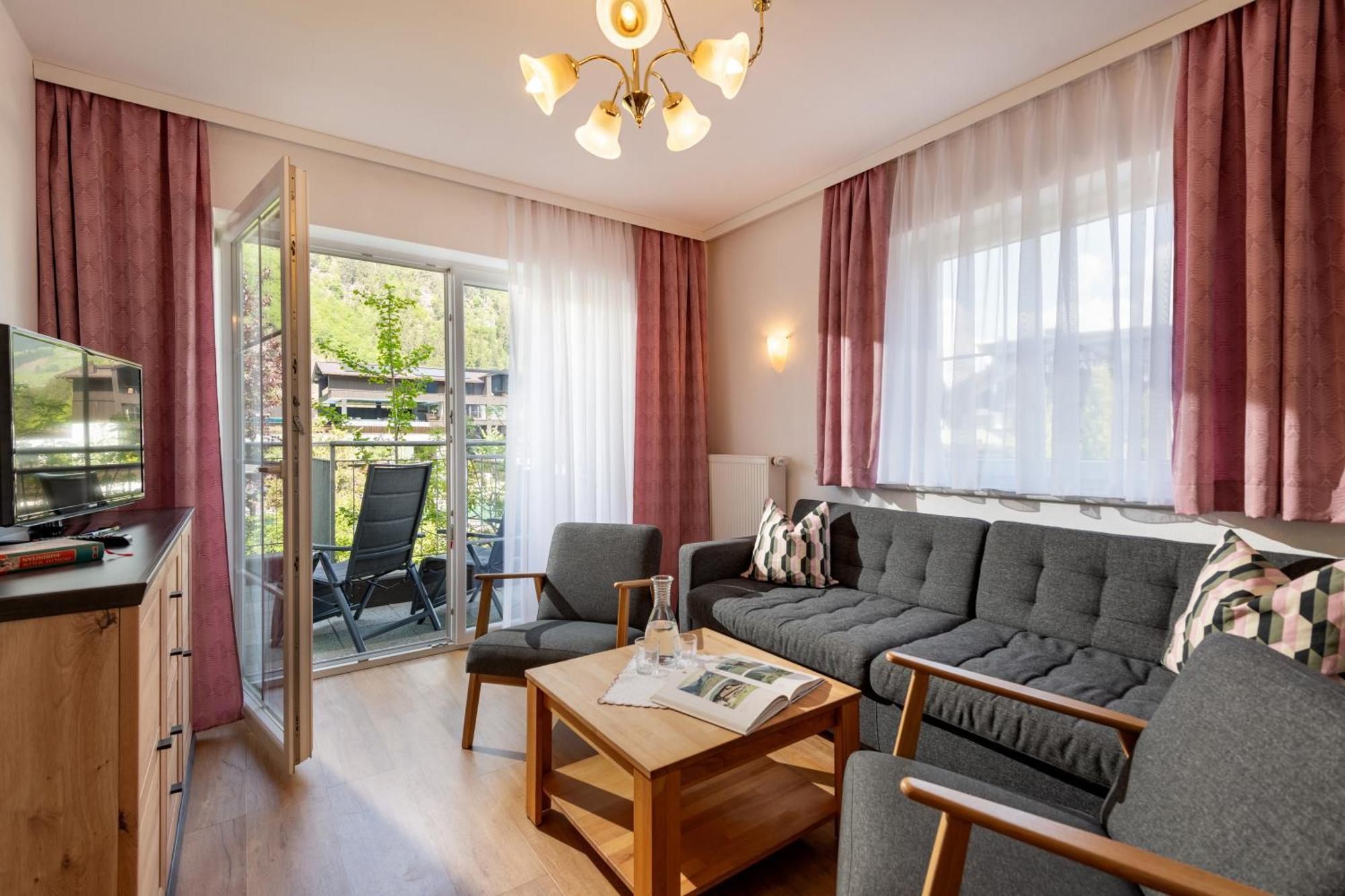 מאיירהופן Chalet Helene מראה חיצוני תמונה